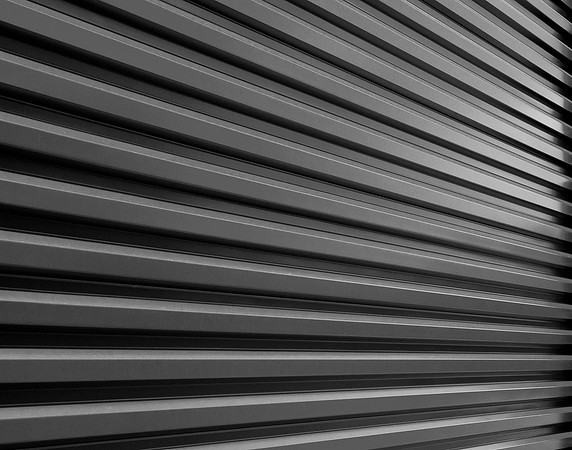 Contrasting lines version 2